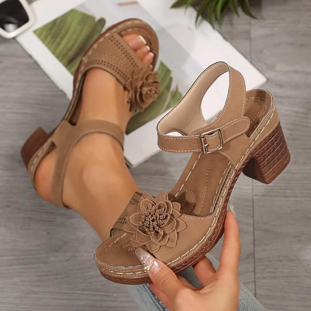 Amelia | Sandalias florales de mujer